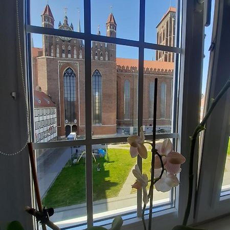 Apartment In Old Town - View Of Mariacki Church Gdańsk Buitenkant foto